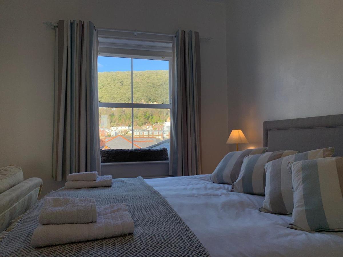 לינה וארוחת בוקר Ventnor Bay House מראה חיצוני תמונה